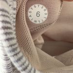 Lululemon  Power Pose Tank *Light Support For A/B Cup
Wee Are From Space Nimbus Photo 7