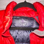 L.L.Bean Men's Ultralight 850 Down Jacket Photo 4