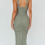 Selfie Leslie Green dress Photo 1