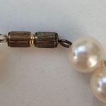 Vintage Faux Pearl Short necklace barrel clasp gold tone metal White Photo 4
