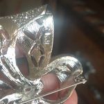 Vintage art deco Kenneth Jay Lane rhinestone bow brooch pin Silver Photo 5