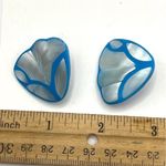 Blue & White Mother Of Pearl Post Earring A546 Photo 2