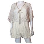 Venus ✨ Off White Lace Sz Medium Romper✨ Photo 3