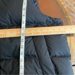 Lululemon  Wunderpuff Cropped Black Vest 600 down filled size 14 Photo 7
