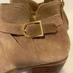Sole Society  Women’s Size 6.5 Light Brown Suede Ankle Boots Booties Pointed Toe Photo 2