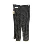 Rafaella  women's M comfort pull on black/white all over print capri pants NWT Photo 1
