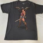 Wonder Woman Grey Graphic Tshirt Gray Size M Photo 0