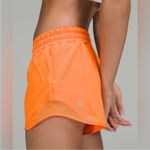 Lululemon  Hotty Hot Low Rise Lined Short 2.5” Photo 2