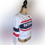 NFL NWT  New England Patriots Womens Fleece Striped Sweatshirt Sweater Pullover M Photo 1