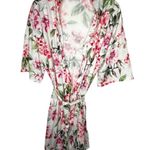 Show Me Your Mumu ‎ Floral Robe Photo 0