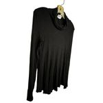 Deletta ‎ Black Top Photo 2