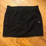 Eddie Bauer Christine Cargo Pockets Stretch Skort Photo 3