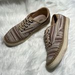 UGG  Australia Eyan Canvas Sneakers Rose 9.5.  B71 Photo 3