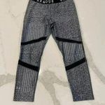 Under Armour UA Cool Switch Run Printed Ankle Crop Leggings Gray Women’s Medium Photo 0