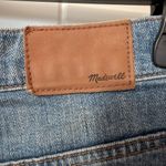 Madewell  Distressed Cruiser Straight Leg Shorts W27 Medium Wash Photo 2