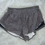 Lululemon Hotty Hot Short 2.5” Photo 0