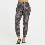 Spanx Stretch Twill Cargo Jogger Camo Size Large 12/14 Photo 2