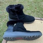 Baretraps  Adelina Black Faux Fur Winter Boots Size 10M Photo 0