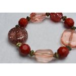 Source Unknown Chunky Red/Pink Beads Gold Tone Spacers Stretch Bracelet Photo 1