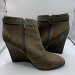 Coach  wedge ankle boots size 8.5M suede leather Photo 4
