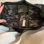 Spanx Women’s Size L Large Green Camo Army Sunshine Pull on Shorts Photo 5