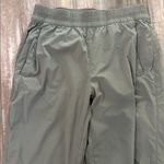 Orvis  Black and Green Pack-and-Go Travel Hiking Pant Lot size Small Photo 7
