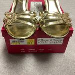 Silver Slipper Belle Gold with Rhinestones 3” High Heels Size 7.5 Photo 3