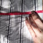 Forever 21  white striped crop top Photo 3