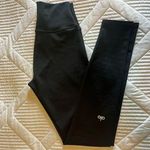 Alo Yoga Alo High-Waist Airlift Legging Photo 1