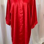 Victoria's Secret Women's  Red Satin Robe M/L Photo 0