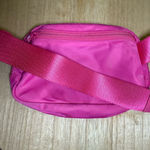 Lululemon  Everywhere Belt Bag Photo 2