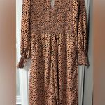 ASOS  DESIGN Shirred Bodice V-Neck Jumpsuit Photo 1