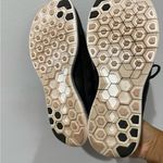 Nike Free 5.0 Women's Size 8 Running Shoes Black & White G Photo 3