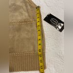 Designers Studio Originals Women’s Tan Suede Leather Cable Knit Vest Size XL. Photo 3
