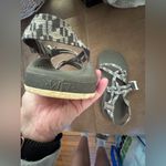 Chacos outdoor Sandals Photo 2