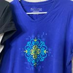 Tek Gear EUC BUNDLE‎  women’s layered white sleeve patterned v-neck active shirts Photo 2