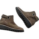 Clarks Sharon Suede Brown Tan Ankle Wedge Boots Almond Toe Women’s Sz 6 Booties Photo 0