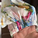 Karen Kane NWT  Bright & Beachy
Peasant Top White Floral Petite Small Photo 6