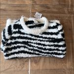 Crewcuts Black and White Zebra Pattern Crew Neck Sweater Size XS Photo 2
