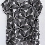 Masai Top Womens Medium Black White Abstract Tunic Artsy Abstract Boho Black Photo 0