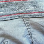 Eddie Bauer Slightly Curvy Short Womens 8 Grey Cargo Pockets Mid Rise Stretch Photo 6