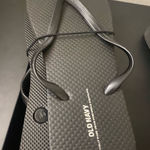 Old Navy  Flip-Flops Photo 0