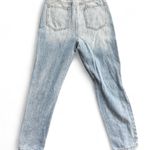 SheIn  – Distressed High Rise Mom Jeans – Women's Size 6 / M – Light Wash Denim Photo 3