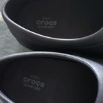 Crocs  Black Slip Resistant Work Clogs SIZE 8M 10W – Like New Photo 2