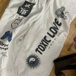 Adika Toxic Love Sweatpants Photo 4