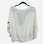 Do Everything In Love  Poncho Fridge White with blue and red embroidery One Size Photo 2