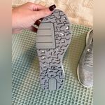 Peter Millar NWOT  HyperLight Apollo Womens Size 8 Casual Sneakers Photo 2