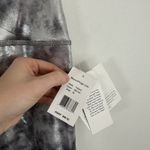 Beyond Yoga  High Waisted Midi Leggings Foil Tye Dye Silver NEW Womens Medium Photo 3