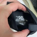 Brooks  Women's‎ Levitate 5 Running Walking Athletic Shoes Size 9.5 Photo 5