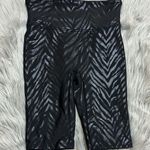 Spanx Faux Leather Zebra Print Bike Shorts Size Médium Photo 3